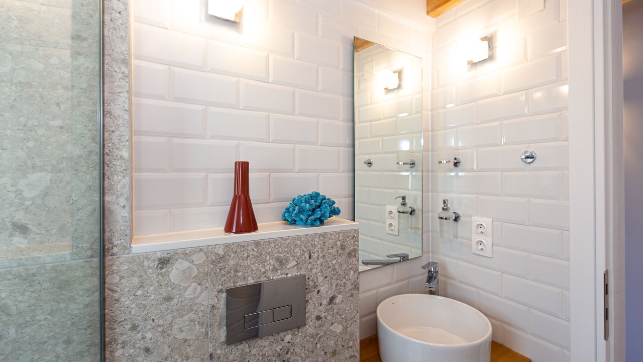 Photo of Bathroom in Liapades