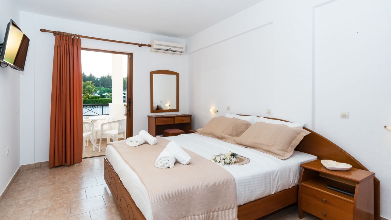 Photo of Bedroom in Esperion