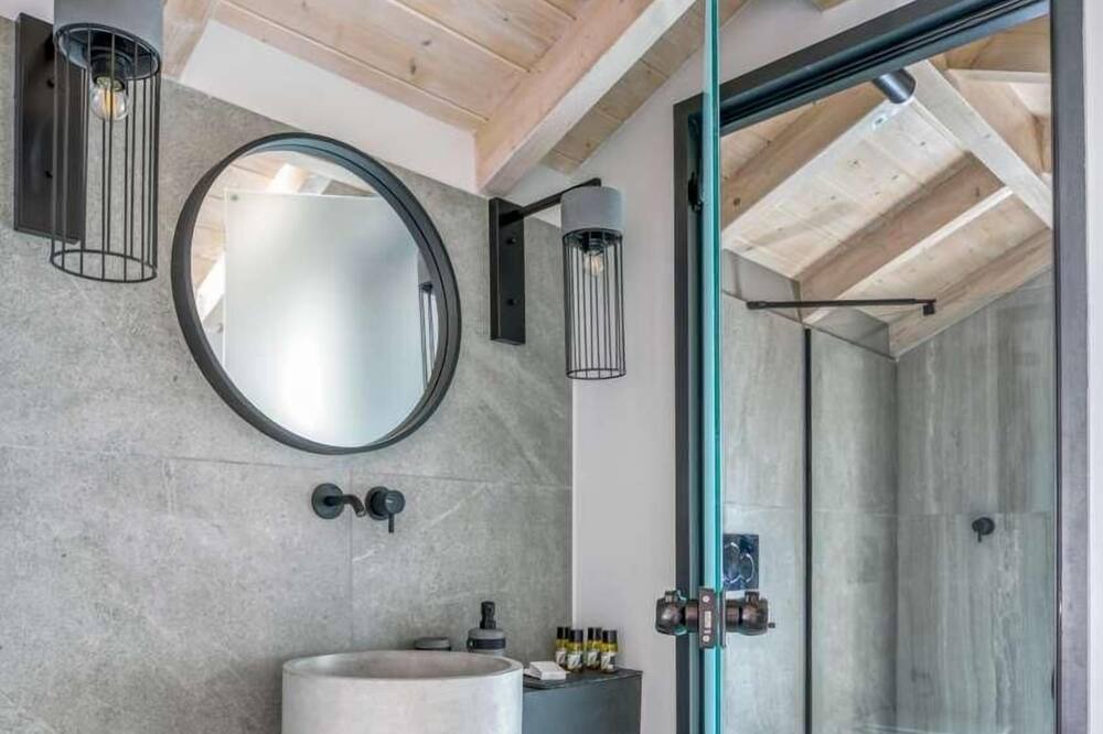 Photo of Bathroom in Lygia