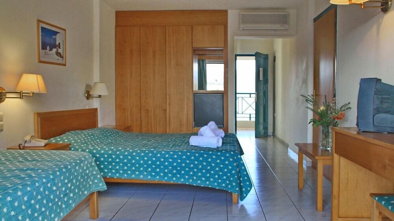 Photo of Bedroom in Kato Gouves