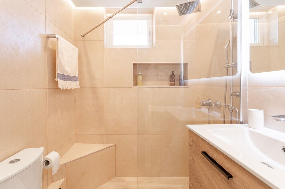 Photo of Bathroom in Porto Rafti