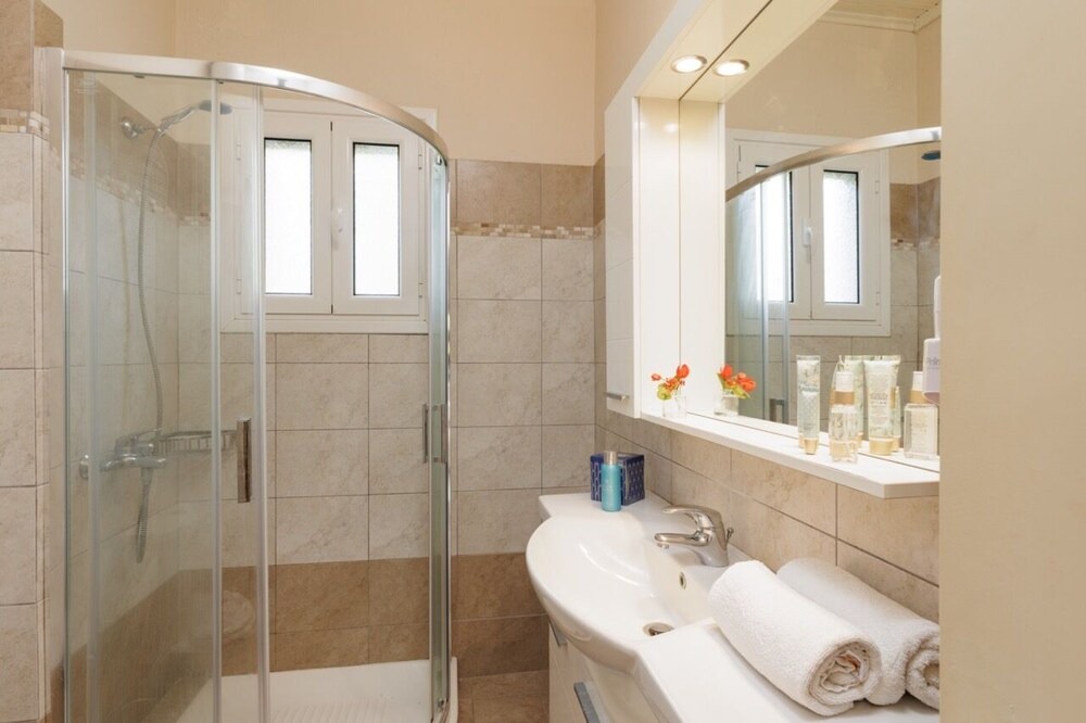 Photo of Bathroom in Agios Stefanos