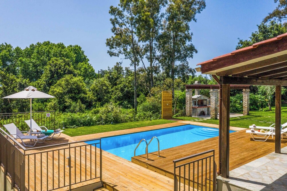 Photo of Outdoor in Chalikounas