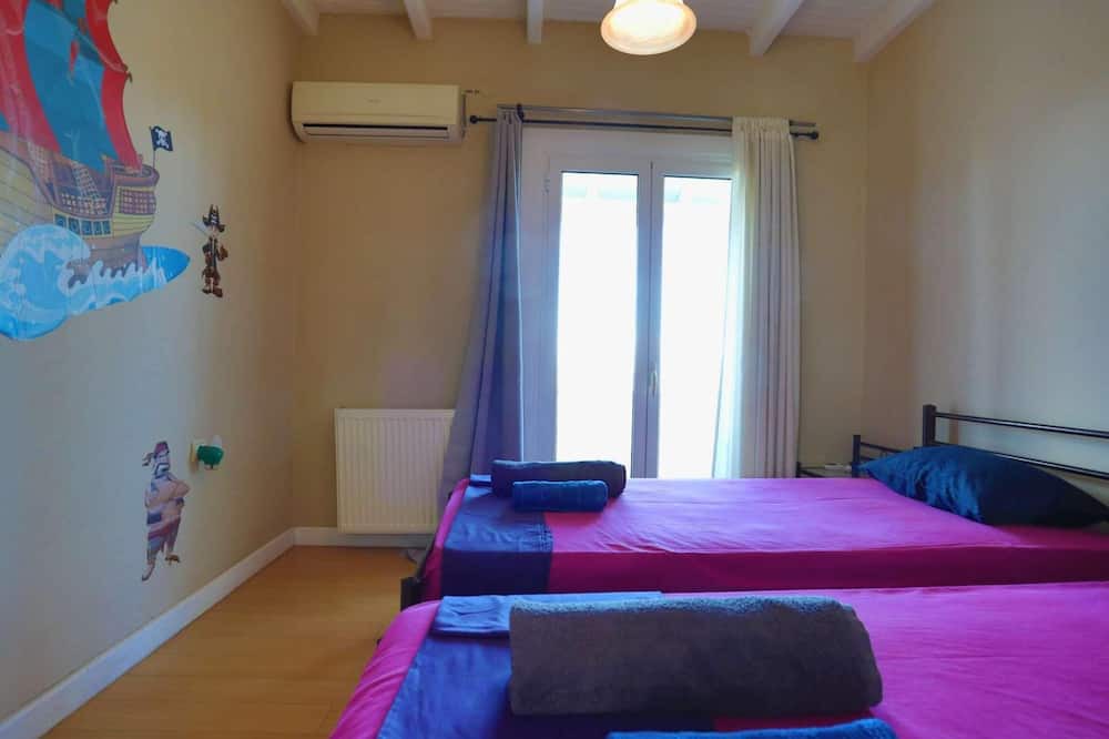 Photo of Bedroom in Sfakera