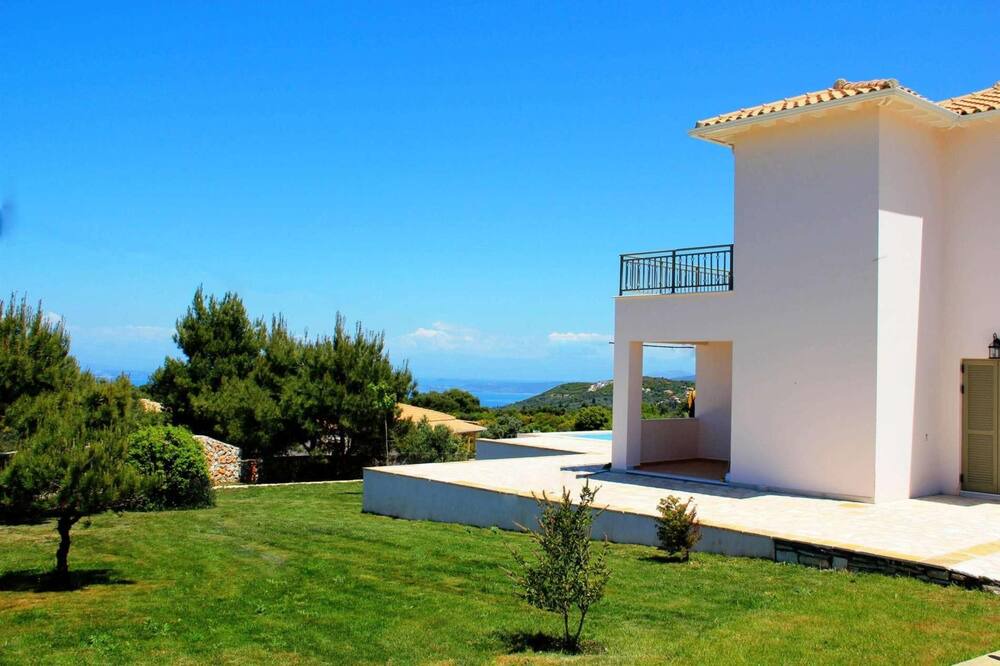 Photo of Outdoor in Kavallos