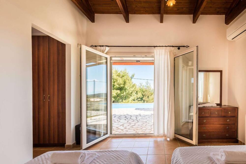 Photo of Bedroom in Kavallos