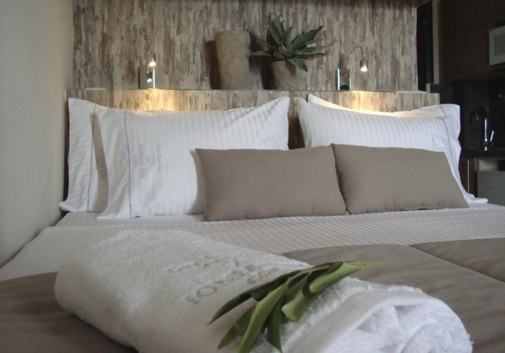 Photo of Bedroom in Messonghi