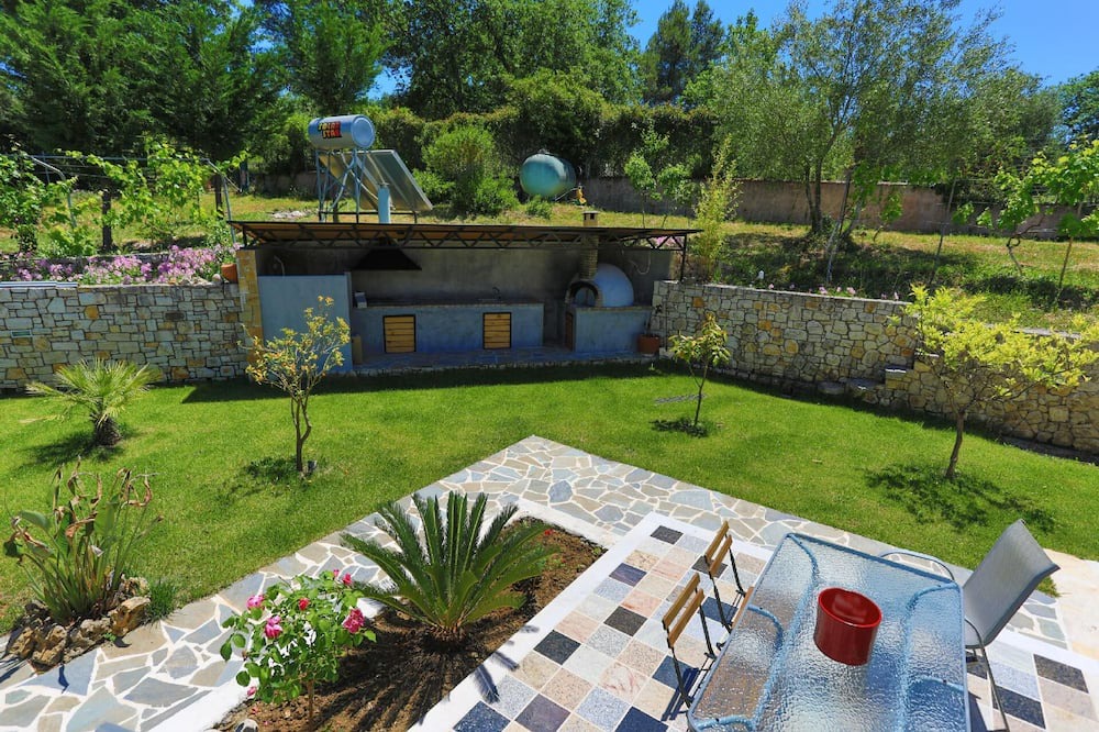 Photo of Outdoor in Ano Korakiana