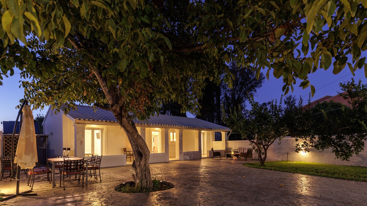 Photo of Outdoor in Alepou