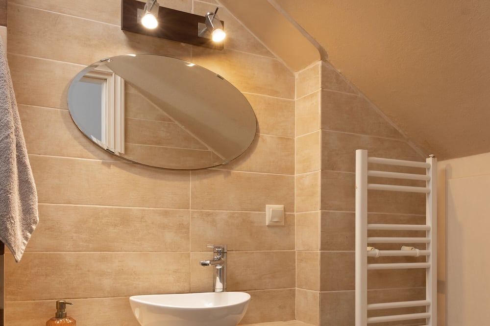 Photo of Bathroom in Peroulion