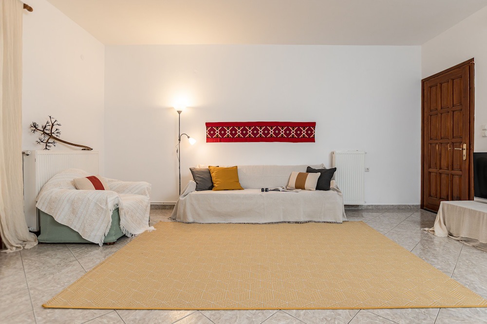 Photo of Bedroom in Aperathos