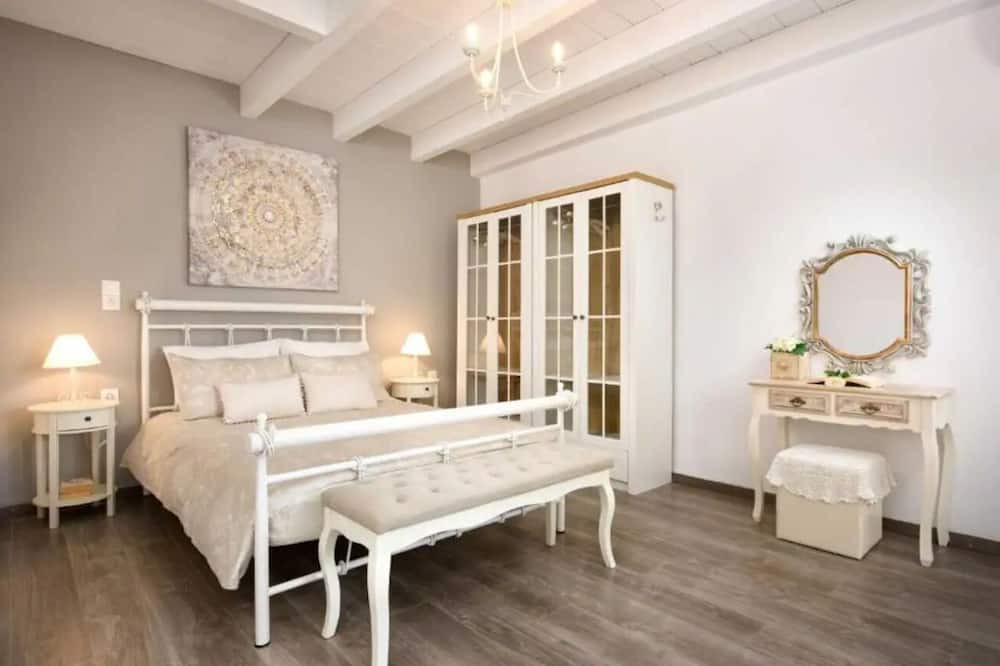 Photo of Bedroom in Achilleio