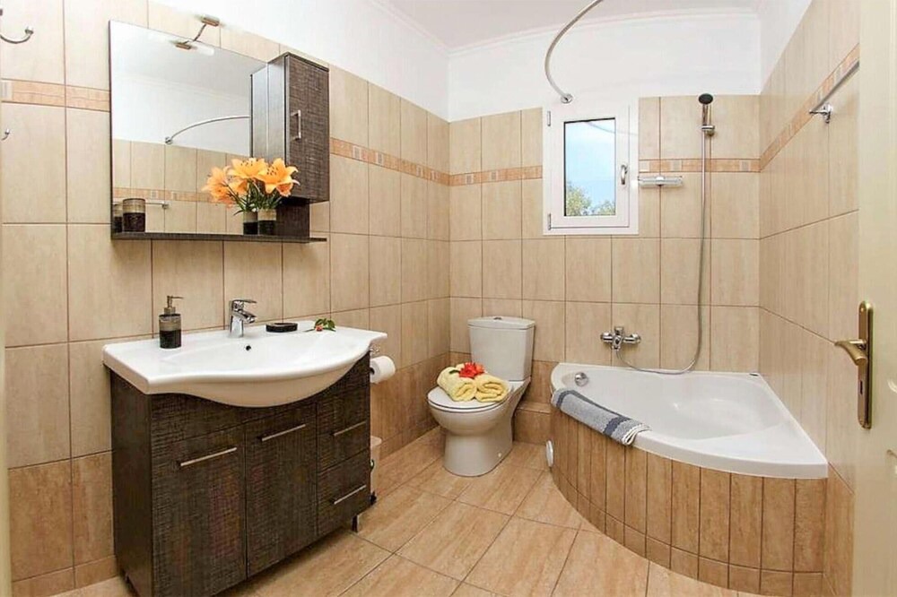 Photo of Bathroom in Vlachata