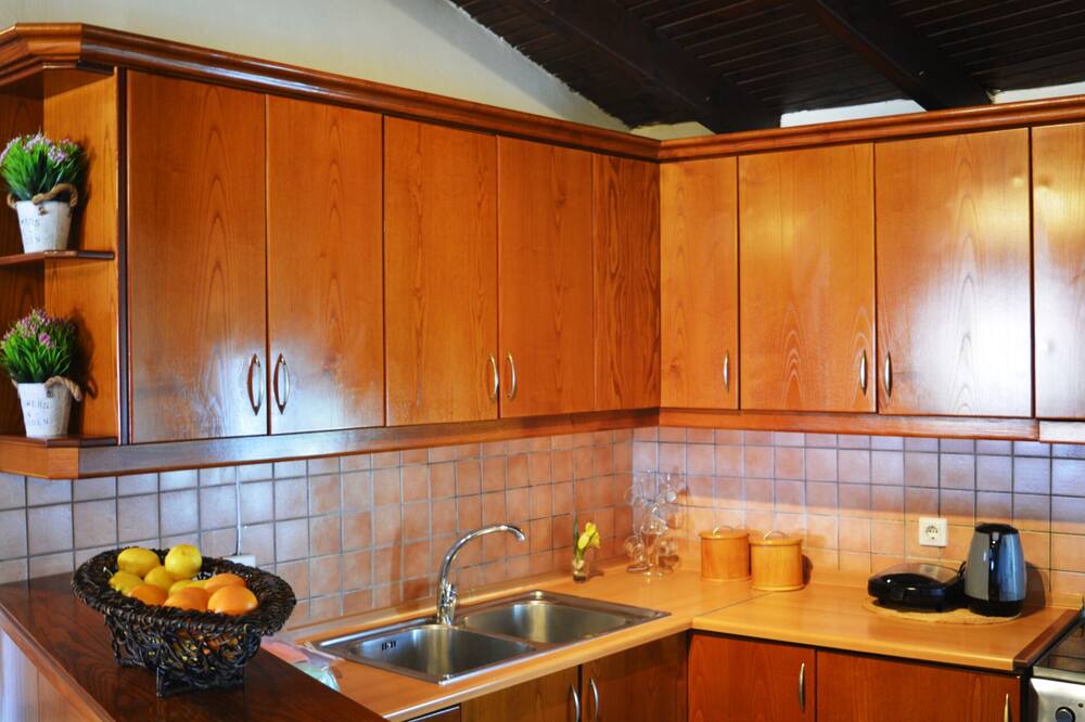 Photo of Kitchen in Potamos