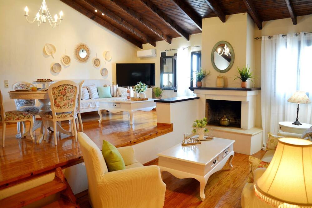 Photo of Livingroom in Potamos