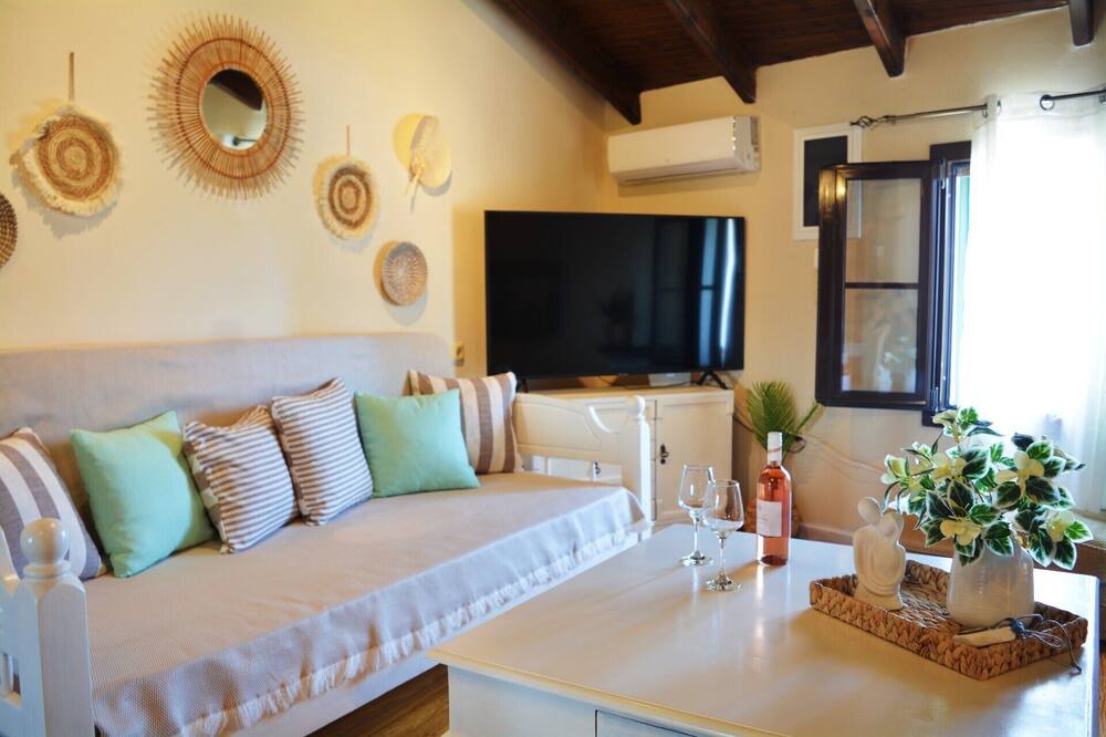 Photo of Livingroom in Potamos