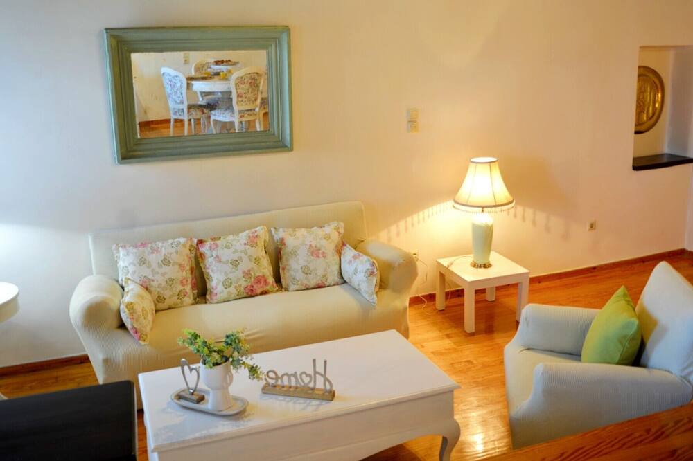 Photo of Livingroom in Potamos