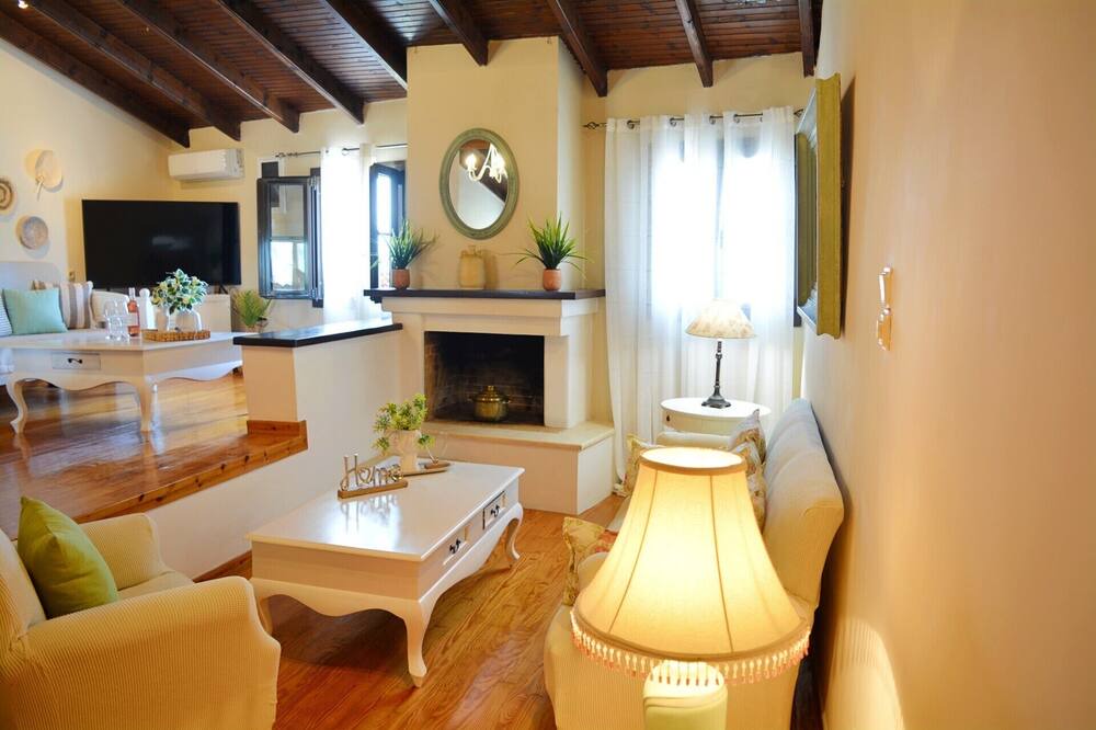 Photo of Livingroom in Potamos