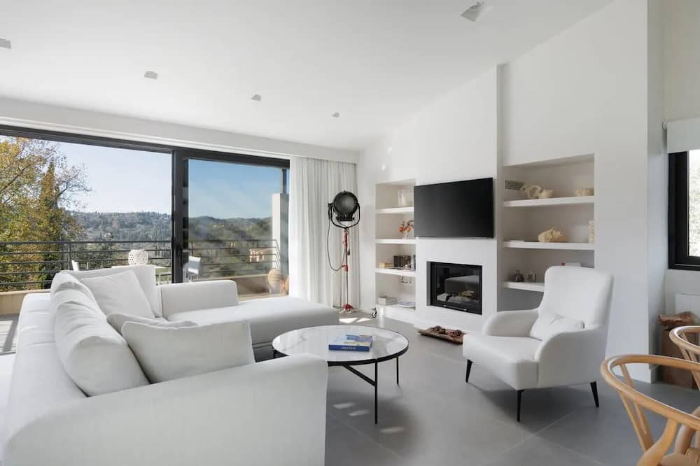 Photo of Livingroom in Achilleio