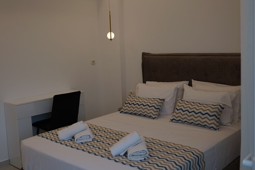 Photo of Bedroom in Exopoli