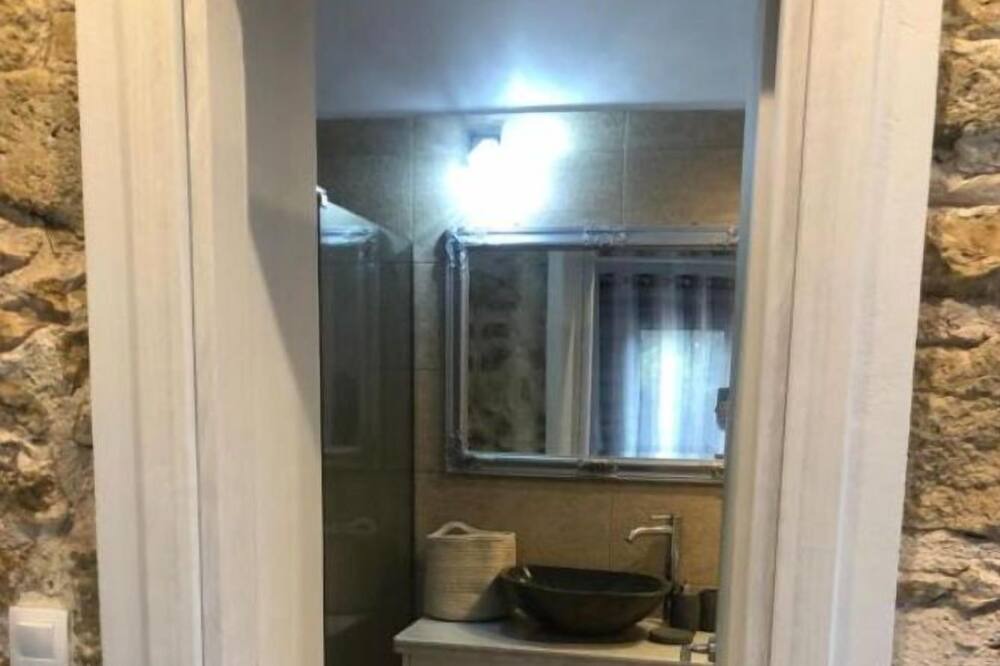 Photo of Bathroom in Kanoni