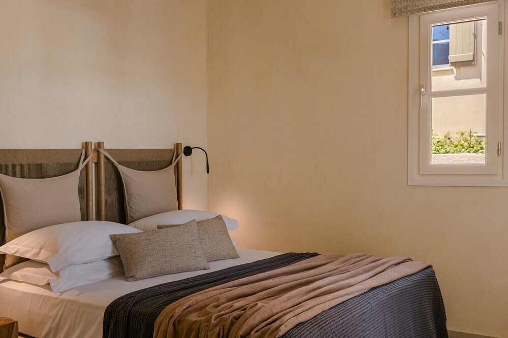 Photo of Bedroom in Assos