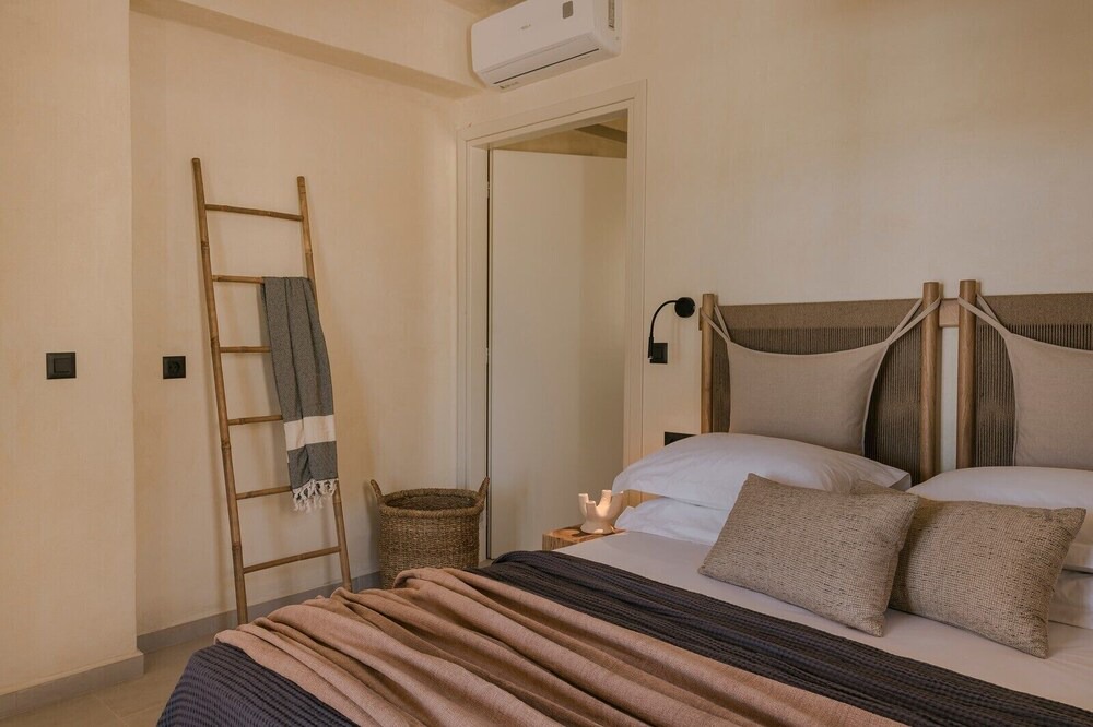 Photo of Bedroom in Assos