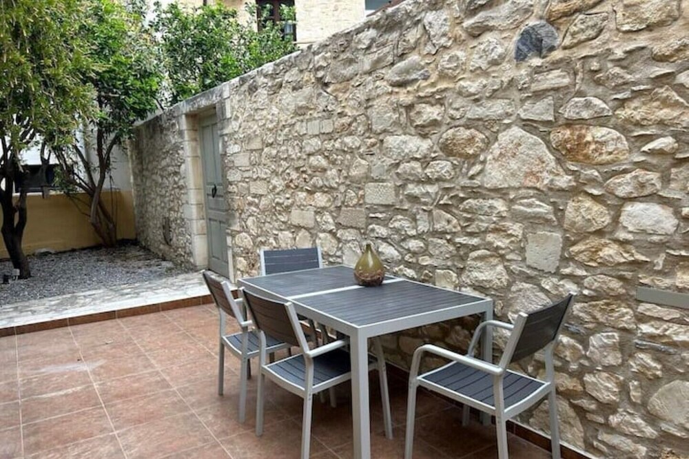 Photo of Outdoor in Maroulas