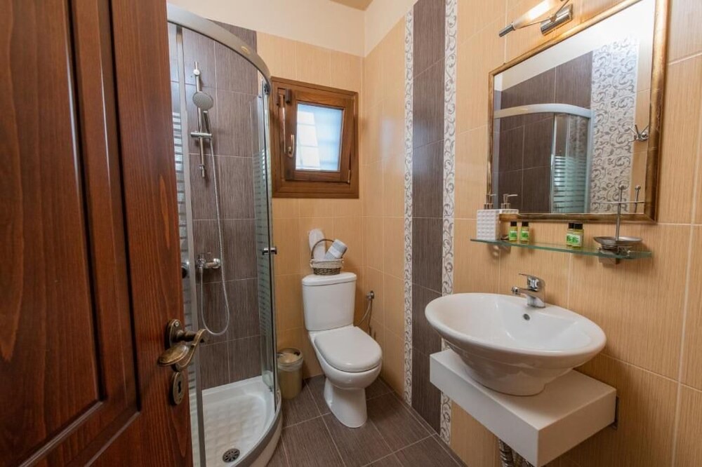 Photo of Bathroom in Kato Gatzea