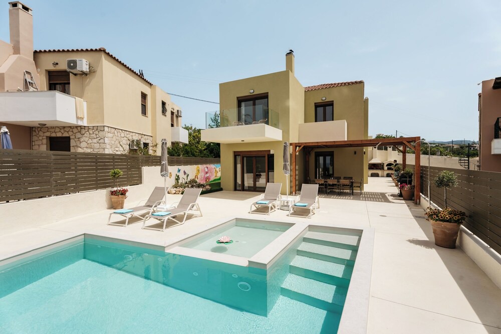 Photo of Outdoor in Chamalevri