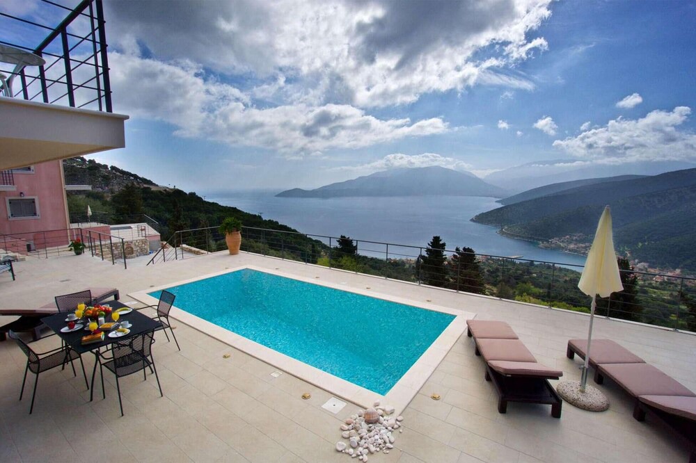 Photo of Outdoor in Aetos