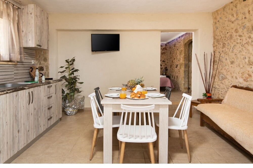 Photo of Kitchen in Ravdoucha