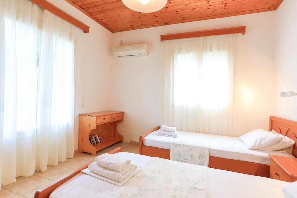 Photo of Bedroom in Lakka