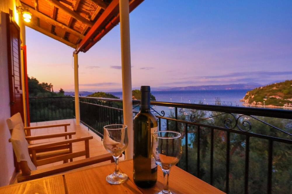 Photo of Patio Balcony in Lakka