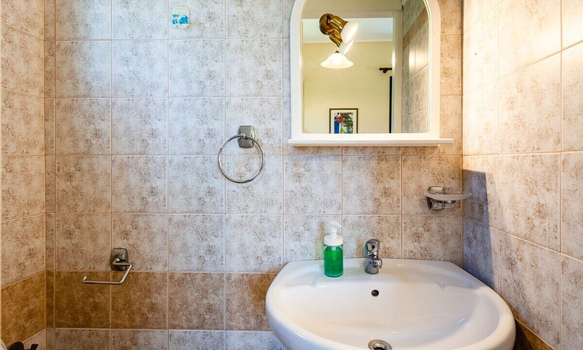Photo of Bathroom in Paralio Astros