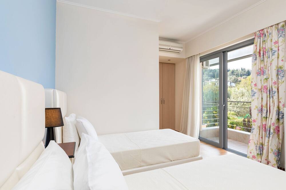 Photo of Bedroom in Kato Korakiana