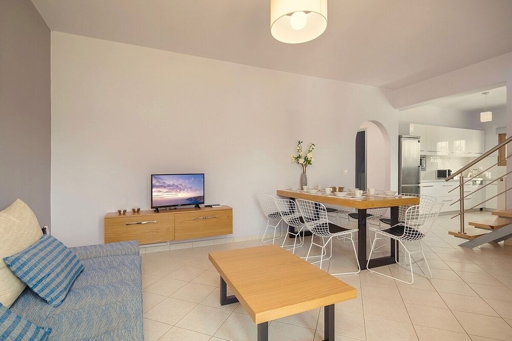 Photo of Livingroom in Kalpaki