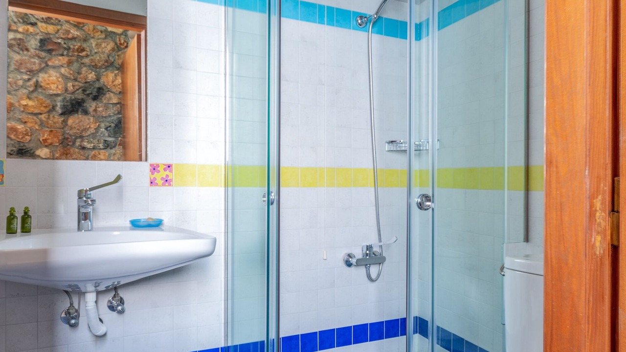 Photo of Bathroom in Elea