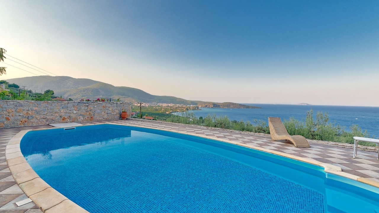 Photo of Outdoor in Melissopetra
