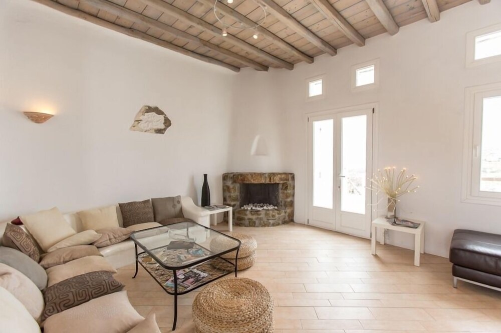 Photo of Livingroom in Paraga