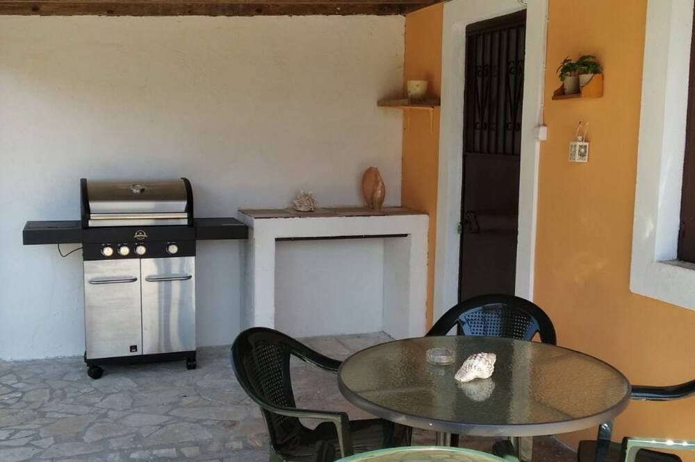 Photo of Kitchen in Liapades