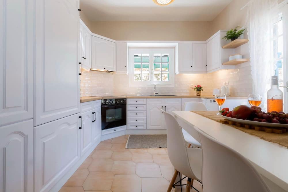 Photo of Kitchen in Apraos