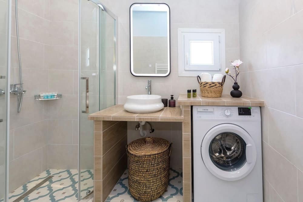 Photo of Bathroom in Apraos