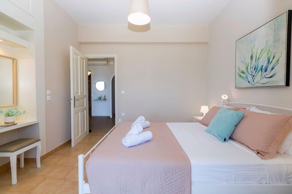 Photo of Bedroom in Apraos