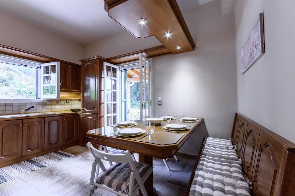 Photo of Kitchen in Apraos
