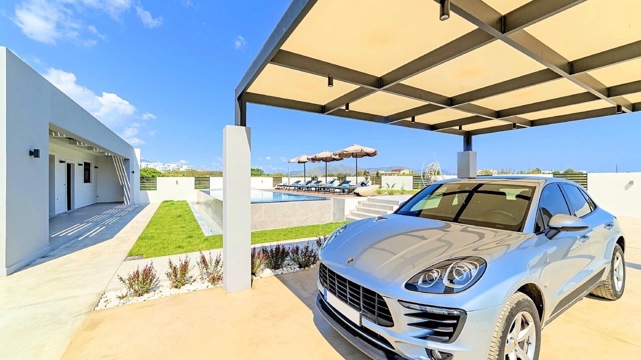 Photo of Outdoor in Kavros