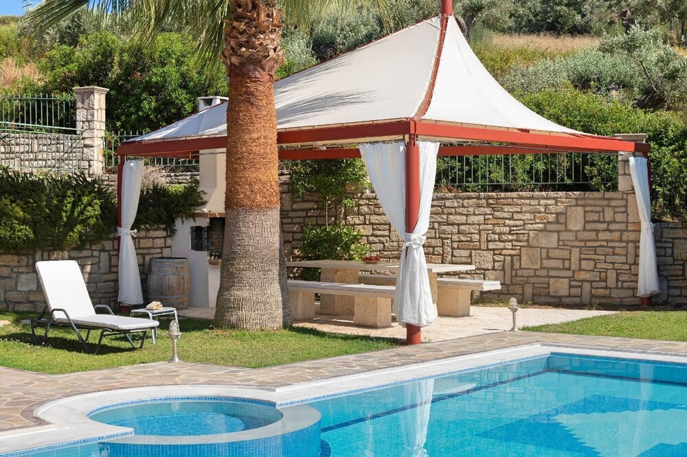 Photo of Outdoor in Xiro Chorio
