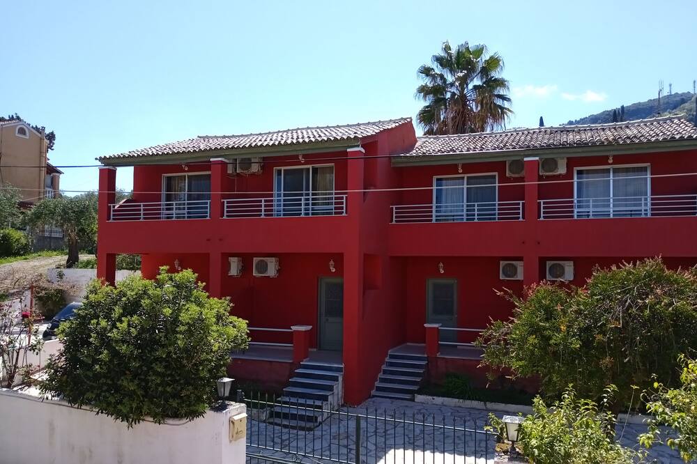Photo of Outdoor in Agia Pelagia Chlomou