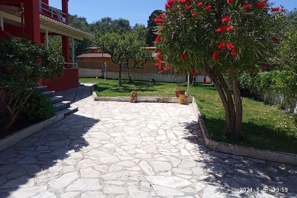 Photo of Outdoor in Agia Pelagia Chlomou