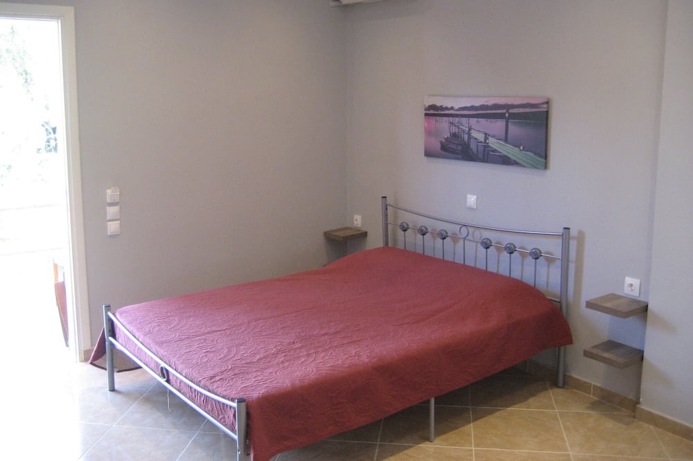 Photo of Bedroom in Agia Pelagia Chlomou